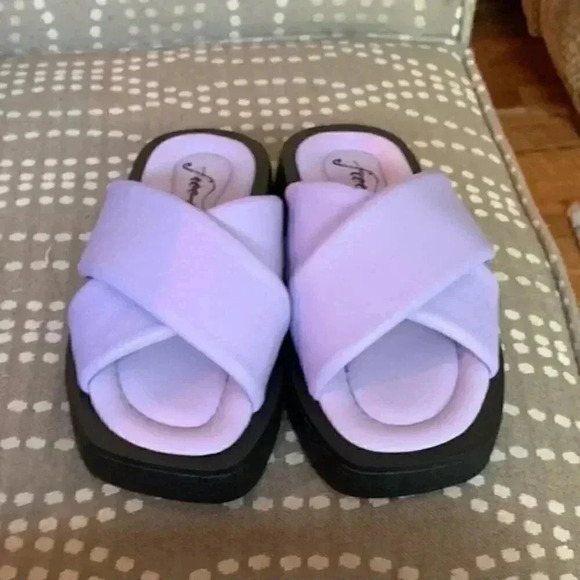 Free People Purple sandals - Picture 5 of 5